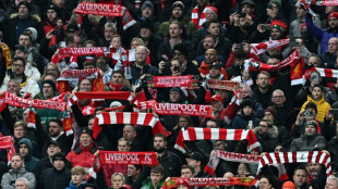 Torcida organizada do Liverpool compartilha preocupação de Klopp sobre frieza em Anfield