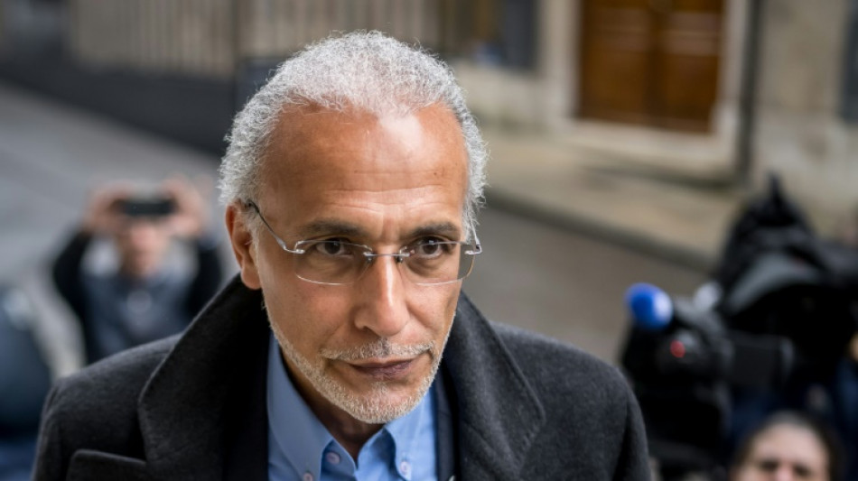 Des pleurs au procès en appel de Tariq Ramadan, jugé pour viol à Genève