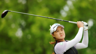 Lee leads by one at LPGA Founders Cup
