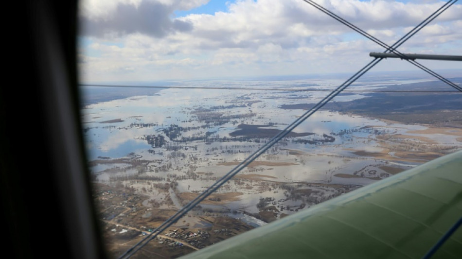 Mayor orders 'mass evacuations' in Russia flood city