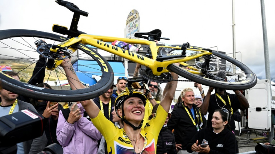 Cyclisme: la Polonaise Katarzyna Niewiadoma remporte le Tour de France pour quatre secondes