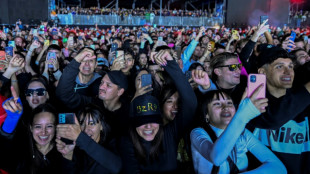 Productor argentino Bizarrap brindó su primer concierto propio en Buenos Aires