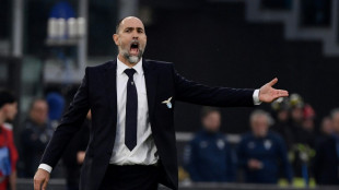 Lazio marca no fim e bate Juventus na estreia de Igor Tudor