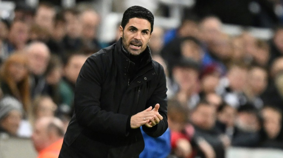 Arteta manifesta seu apoio ao Everton após clube sofrer dura sanção