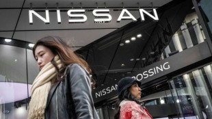 Nissan bondit en Bourse dans l'espoir d'un recours à Tesla, Moody's abaisse sa note