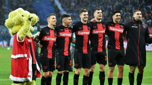 Leverkusen e Bayern terminam 2023 com vitórias e mantêm disputa acirrada no Alemão