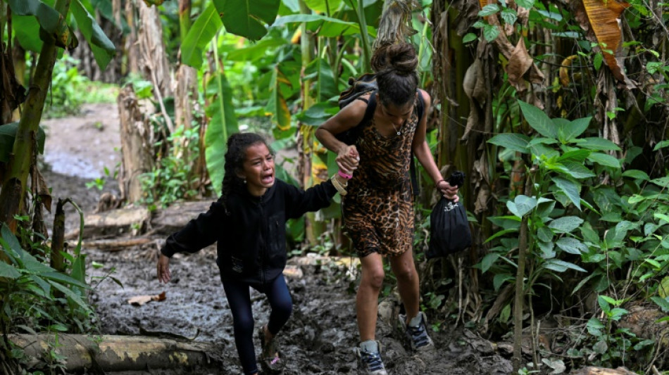 Cerca de 45 migrantes morreram na floresta do Darién este ano, diz Panamá