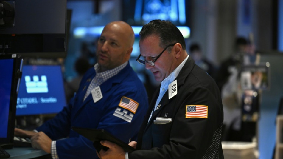 Wall Street termine en ordre dispersé, morose mais sans conviction