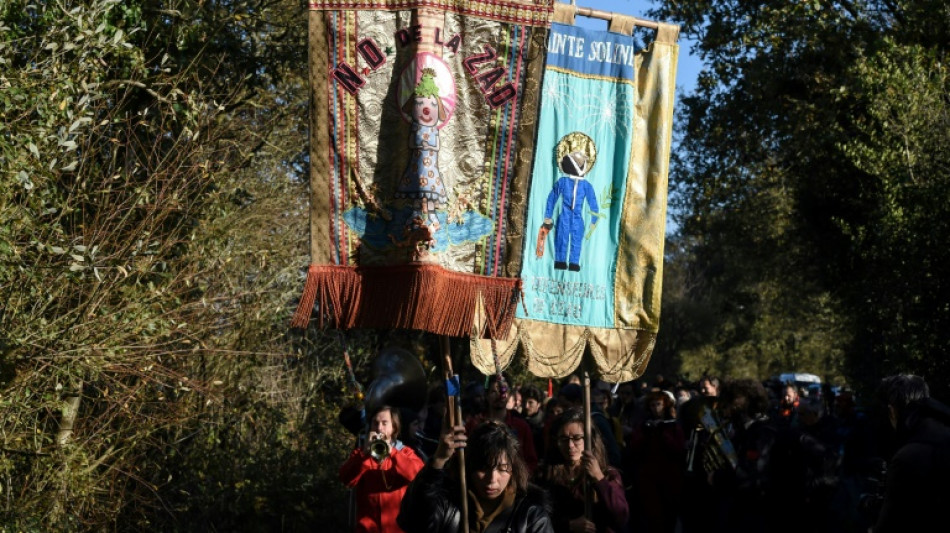 Manifestation à Notre-Dame-des-Landes pour les 10 ans de l'opération "César"