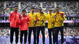 Julio Cesar é ouro nos 5000m (T11) no atletismo paralímpico; Yeltsin Jacques leva bronze