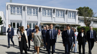 Macron fait sa rentrée dans le Vaucluse pour lancer sa réforme des lycées pro