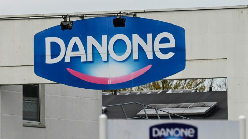 Danone assigné en justice par des ONG pour pollution au plastique