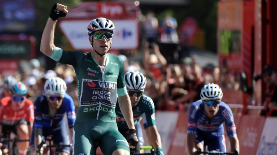 Tour d'Espagne: Wout Van Aert voit double et conforte son maillot vert