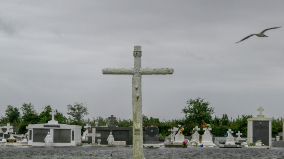 Hurricane Francine batters US state of Louisiana