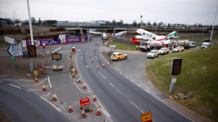 Heathrow fermé: plusieurs jours de perturbations, des millions envolés