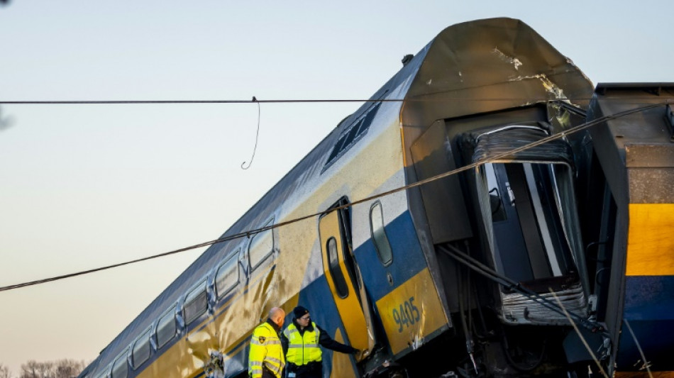 Pays-Bas: au moins un mort et des dizaines de blessés dans le déraillement d'un train