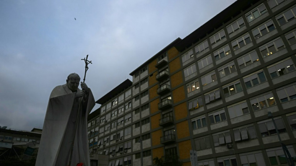 Le pape François, hospitalisé pour une bronchite, ne prononcera pas la prière de l'Angélus dimanche