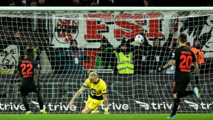 Leverkusen empata com Dortmund (1-1) e segue líder invicto do Alemão