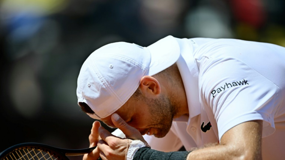 Dimitrov desperdiça chances e é eliminado por Fritz nas oitavas em Roma