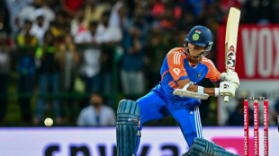 India clinch series in rain-hit T20 after Sri Lanka collapse