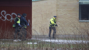 Suède: quatre personnes blessées par balles dans un centre d'enseignement, le tireur touché