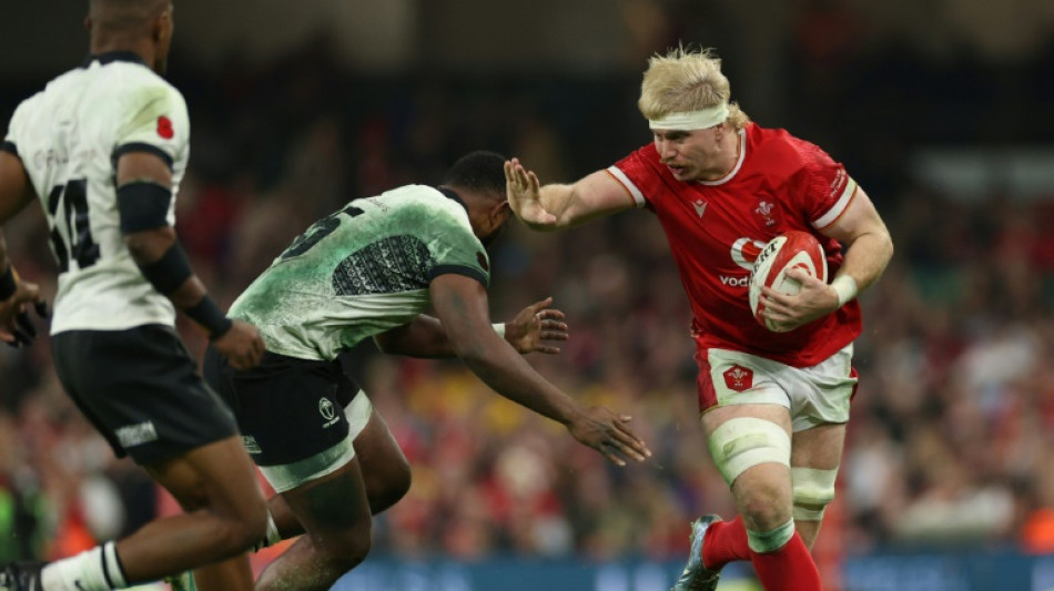 Wainwright says Wales want to send Sherratt out on Six Nations high