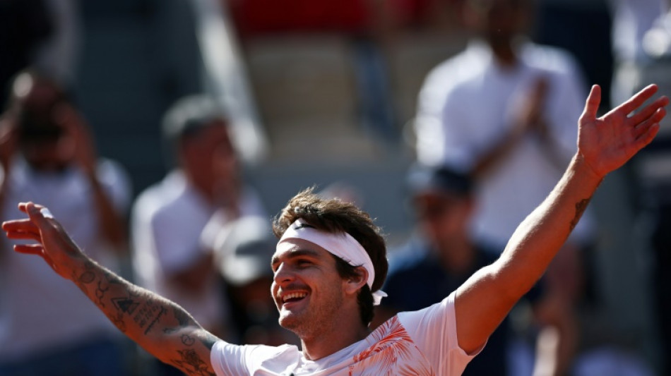 Brasileiro Thiago Seyboth Wild faz hisória e elimina Daniil Medvedev em Roland Garros