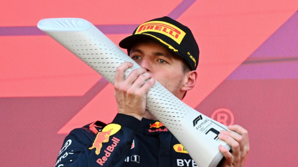 Verstappen vuela hacia un nuevo título tras ganar en Japón, Red Bull ya campeón