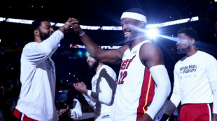 Los Heat y los Suns vencen y se van 2-0 arriba en las semifinales de sus respectivas Conferencias