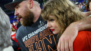 Taylor Swift aterriza en EEUU a tiempo de llegar al Super Bowl (medios)