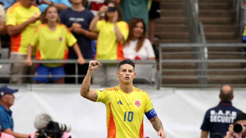 Rodriguez inspires Colombia into semis with 5-0 win over Panama