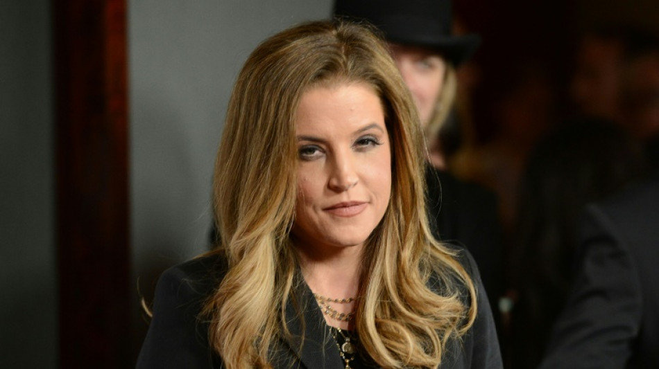 Lisa Marie Presley, hija de Elvis, se encuentra hospitalizada