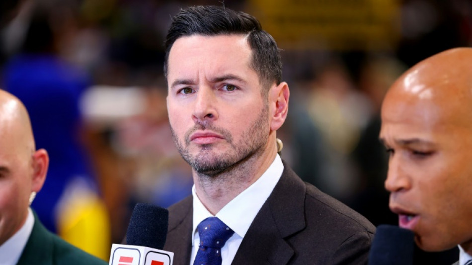 Lakers agree to coaching deal with TV analyst Redick: reports