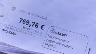 Eurispes, oltre metà degli italiani in difficoltà a fine mese