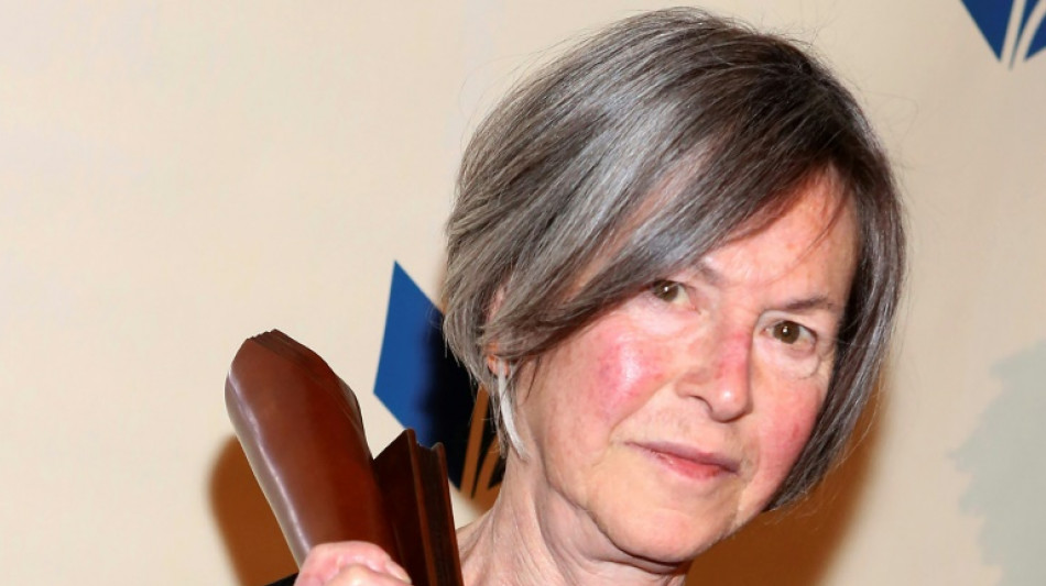 Morre a poetisa americana Louise Glück, Nobel de Literatura em 2020