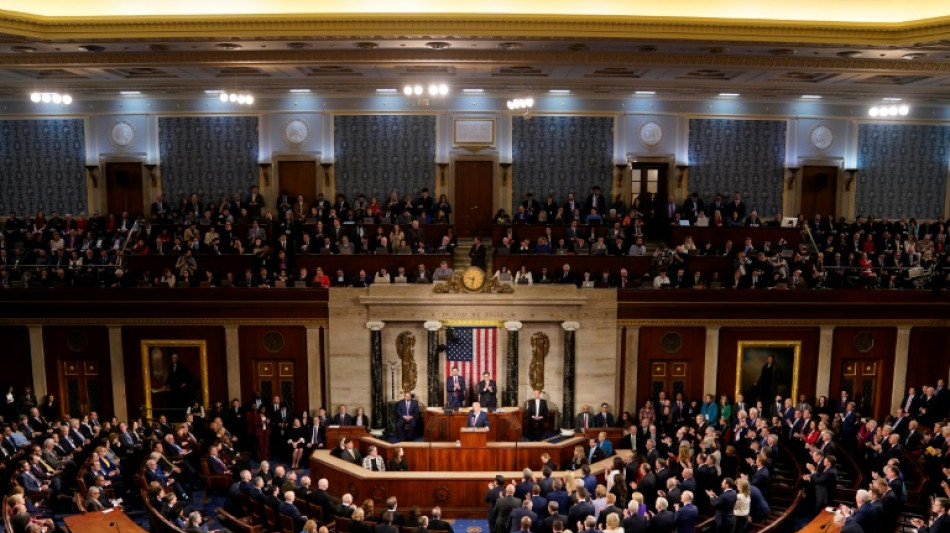 Amor y odio hacia Trump en el discurso más largo ante el Congreso