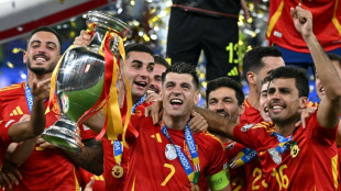 Uefa suspende Morata e Rodri por cantarem 'Gibraltar é espanhol'