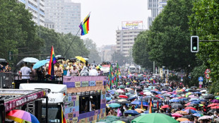 Hunderttausende ziehen zu Christopher Street Day durch Berliner Straßen