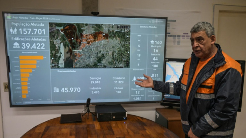 Porto Alegre trava desafios colossais para evitar novos desastres, diz seu prefeito