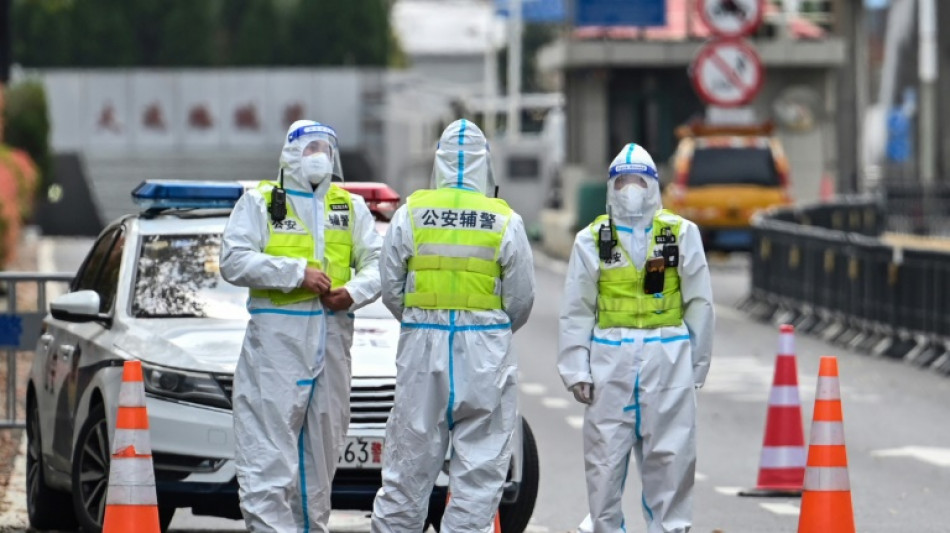 Empty shelves and anxiety as Shanghai Covid-19 cases surge