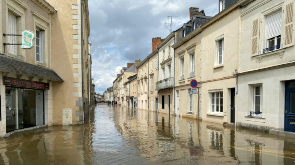 Crues: vigilance rouge levée en Mayenne et Maine-et-Loire, Craon sous les eaux