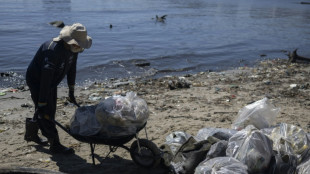 Pêcheurs et champions de voile unis contre la pollution à Rio