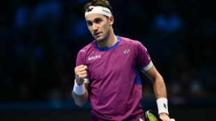 Alcaraz beaten by Ruud in ATP Finals opener