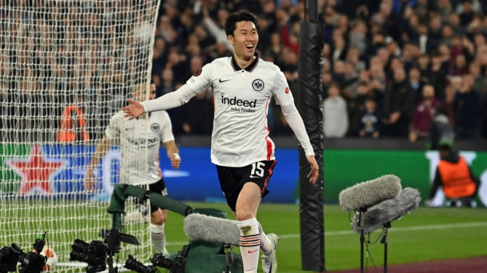 Frankfurt take control against West Ham in Europa semi-final