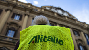 Uilt, da Alitalia procedura di licenziamento per 2200 lavoratori