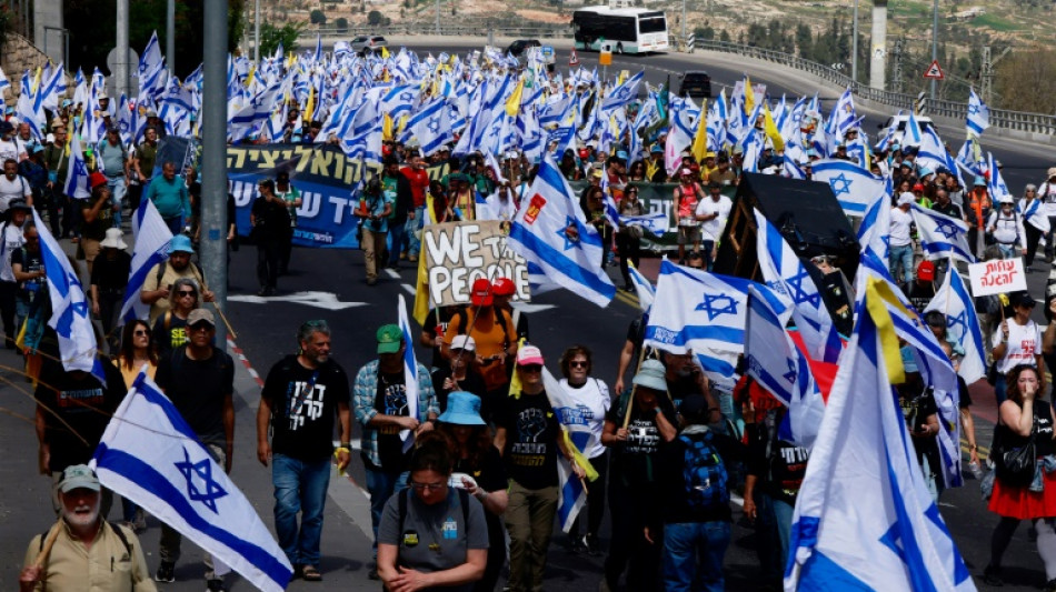 Des manifestants défient Netanyahu à Jérusalem