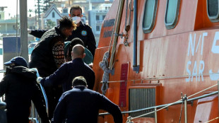 Naufrage d'un bateau de migrants en Grèce: 29 rescapés, entre 30 et 50 disparus (nouvelles estimations)