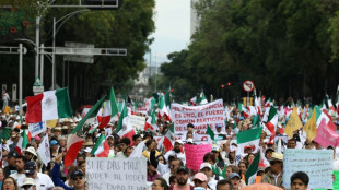 Thousands protest Mexican judicial reform