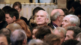 El escritor Milan Kundera fue incinerado en la intimidad