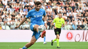 Napoli keep Serie A lead with win at Empoli